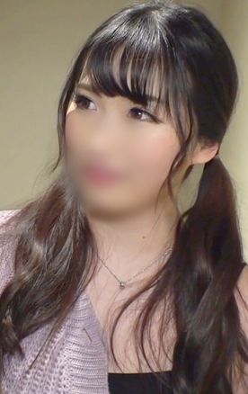 【素人】綺麗な顔して清純そうですが変態な痴女♥ この肉厚ボディでの駅弁は最高の快感！