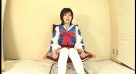 平日は真面目なOL地味な彼女だが、週末はコスプレに着替えて男のチ●ポをしゃぶるんですwwwwwww