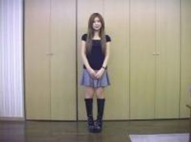 【ヌード】ミニスカ・ロングブーツのお*さんがどんどん脱いできますよ！細身のエロい体♪♪♪