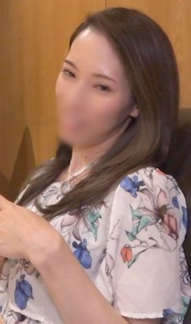 【個人撮影】綺麗な顔立ちでサバサバしてそうなお*さんの痴態を撮影。 見た目によらず巨根で悶えまくるパイパンのドM*♥中出しも余すことなく撮影しました！