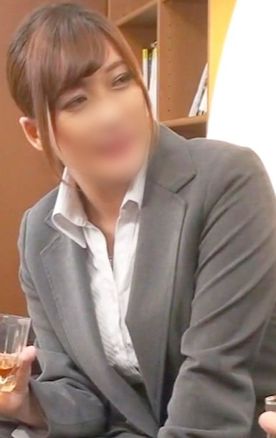 【個人撮影】柔らかいふわふわおっぱいをした人妻OLと不倫SEX。 綺麗な顔を歪ませながら他人の巨根でガチイキしちゃってます。