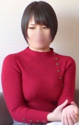【個人撮影】あの”へず●りゅうの嫁”に似ているEカップ巨乳のお*さんです。 気が強そうな見た目してシャイなのが男心をくすぐること間違いなしです！