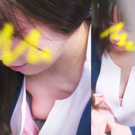 おねえさんのでかい乳首・・・
