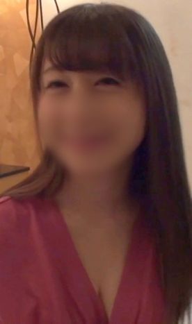 【個人撮影】清楚で綺麗な顔立ちのEカップ巨乳お*さんをハメ撮り♥ 音大卒なだけあってお淑やかですが、チンポが挿ると全身を火照らせながら本**頂♥