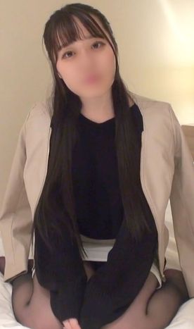 【個撮】清楚でアイドルのような透明感がある病院の事務員さん♥ Eカップのおっぱいを揉み吸い、濡れた膣内を手マンでかき回すと潮吹き絶頂♥
