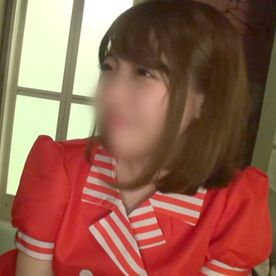 【個撮】アイドル級に可愛くてもエッチ大好きなリフレちゃん♥ 店内で生ハメどころか中出しもデフォルト！？ FC2-PPV-4572287