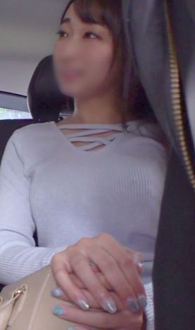 【個撮】高身長でスタイルの良い30歳の美人妻を撮影。 綺麗な顔立ちですが旦那よりも太いチンポをしゃぶるとうっとりメス顔に。