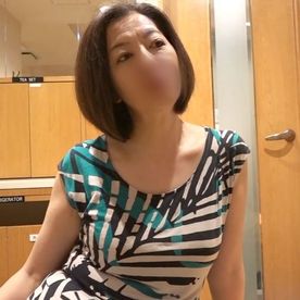 〖人妻NTR〗スレンダーお色気奥様の不倫ハメ撮り。**チンポのガン突きで本気イキ。