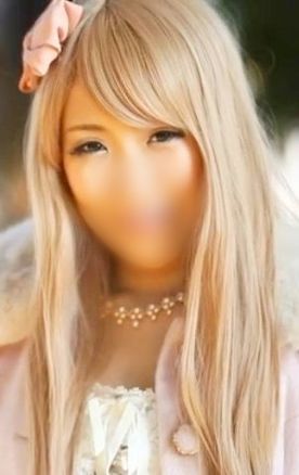 【素人】お姫様に憧れて清純系を目指しているギャルをハメ撮りしました。 ゴム無しチンポでポルチオを突くと美巨乳を揺らしながらメス化♥