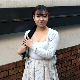 【大量顔射】上京したての新人OLにこれでもかの精*****！　ダブルピースしながらノリノリフェラ♪　酷烈SEXに悲鳴をあげて阿鼻叫喚♥　最後は上京前からの夢だった顔射に胸キュン♥