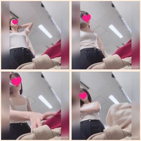 【本物／バイト更衣室】アルバイトの*が制服に着替えるところ（mp4）
