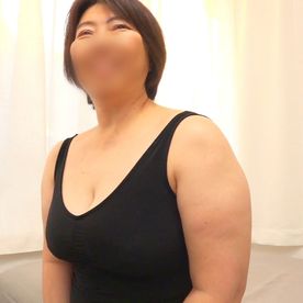 【個人撮影】デブな地味系人妻さんをハメ撮りしました。 欲求不満な肉厚おまんこは感度が高く、硬い亀頭で何度も子宮イキ。 FC2-PPV-4009349