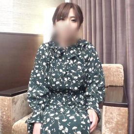 《熟女・人妻◆中出し》清楚系スレンダー人妻（34）◆つゆだくパイパンま〇こを鬼突きして連続イカせ！エロおま○こにどっぷり中出し！
