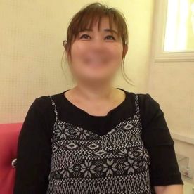 【熟女】ぽっちゃりBODY。Fカップ巨乳。53歳。人妻。まいこさん。5年ぶりのSEXでぽっちゃりBODYを震わせイキ狂い。 FC2-PPV-4620459