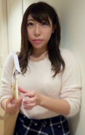 【素人】綺麗な容姿をして大**とは思えない色気のある美女『さえちゃん』 普段はクールですが、生チンポが挿るとメス声をあげてアンアン喘ぎまくり♥