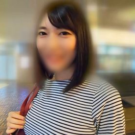 【個撮】お嬢様育ちの清純ひなみさん。 おとなしい雰囲気に反して、オナニーしながらのフェラチオ→生ハメで中イキしちゃう♥ FC2-PPV-4199941