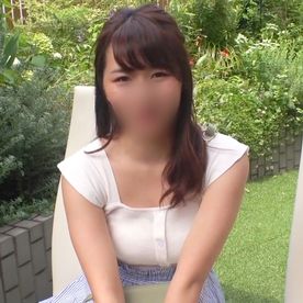 【素人】透明感がある清純系大**いちかちゃん。 愛人の目の前で敏感ボディを揉みしだくと即発情→挿入を催促するかのようにフェラとパイズリで気持ち良くしてくれました。