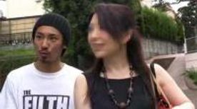 のん気な二人組の団地妻ナンパ…6