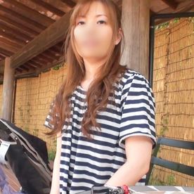【個撮】清楚さがありながらも剛毛マンコ・黒乳首でいやらしい体つきの人妻”さなえさん” おとなしいのに、気持ち良くなると理性をがぶっ飛んでイキ狂い！