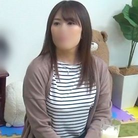 【不倫】友人のS級女神人妻と無避妊セックス！ 即尺口内射精→子宮口突きで幸せそうな喘ぎ声連発♥ FC2-PPV-4576026