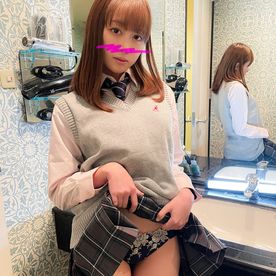 顔出し【個人撮影】自慢のセフレ_制服女子とのハメ撮り映像_ガッツリ中出しして来ました。