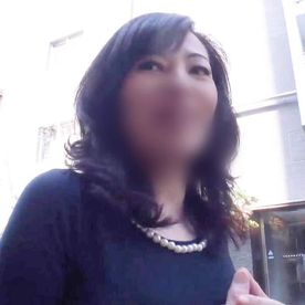 《中出し》旦那が単身赴任で欲求不満の人妻（46）◆性欲を持て余す人妻は痴女化！ご無沙汰敏感ボディを震わせイキ狂い！膣奥にどっぷり中出し！ FC2-PPV-4497746