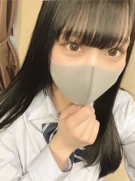 【初撮り】Fカップ従順美女しおりちゃん！イラマ、首締めで涙を流しM気質全開で「嬉しい…」痙攣イキまくった挙句まさかの人生初の中出し懇願！ FC2-PPV-4041089