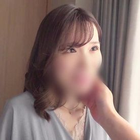 《中出し》欲求不満ドM人妻がな涙目フェラ！生チ○ポにカラダを震わせ痙攣イキ連発！パイパンおま○こに中出し！ FC2-PPV-4029291