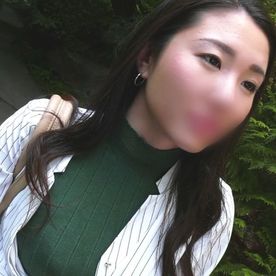 【不倫旅行】色白モチ肌グラマラスボディな黒髪美人妻。エロマンコをたっぷり堪能。