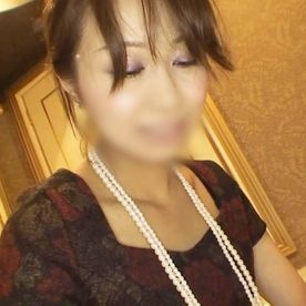 《人妻》結婚15年目・42歳のスレンダー人妻◆2年ぶりのSEXにカラダを震わせイキ狂い！敏感な身体を紅潮させて何度も絶頂！大量精子放出！ FC2-PPV-4565371