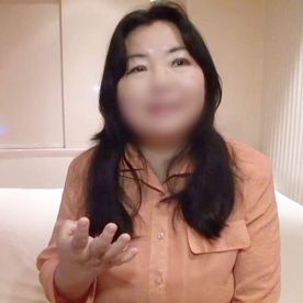 【熟女】色白ぽっちゃりBODY熟女（56）◆他人棒でズコズコと激しく突かれ「おマ○コいいーっ！おマ○コ気持ちいいーっ！」と歓喜の鳴き声を響かせる淫乱プレイ！ FC2-PPV-4612181