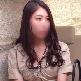 【素人】上品な綺麗系人妻さんと不倫セックス。 クンニと手マンで興奮状態突入！→挿入を催促するようにフェラチオしてきました。 FC2-PPV-4171893