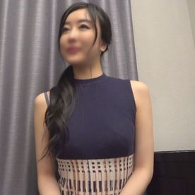 【人妻】清楚という言葉がぴったりな美人奥様。ご自慢のスレンダー巨乳ボディを使ってパイズリ奉仕をしてもらい中出しセックスへ… FC2-PPV-4222682