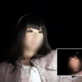 【素人】アイドル系美女。照れながらもトイレで濃厚フェラチオでご奉仕してくれました。 FC2-PPV-4213929