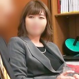 【素人】愛嬌がある後輩人妻OLと不倫セックス。 ちんぐり返しにされ、アナルをレロレロ舐めまわすド変態でした。 FC2-PPV-4243501