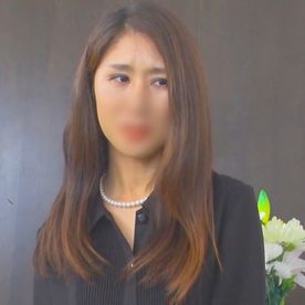 【個撮】綺麗な顔でスタイル完璧なアラフォー奥様。 性格お淑やかですが、発情しすぎてフェラしながらオナニー。 FC2-PPV-4568644