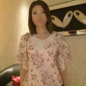 【素人】美顔の綺麗系人妻さんとラブホテルで不倫SEX！ 立ちバックで美尻を突き出し、美脚をガクガク震わせながらイク～！ FC2-PPV-4073387