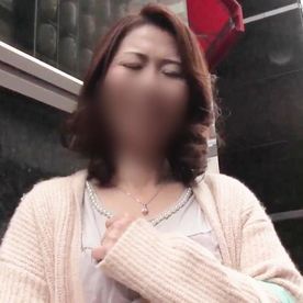 【熟女】欲求不満でトロトロのおま○こ見せつける51歳熟女◆乳首勃起させてイキまくる淫乱っぷり！大量精子放出！ FC2-PPV-4084312