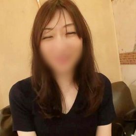 【熟女】高身長に細く長い脚が魅力的な幸薄系美人熟女◆大洪水のマ〇コにバックから生挿入！スレンダーBODY震わせ連続イキ！ FC2-PPV-4201755