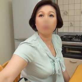 【個人撮影】欲求不満のぽっちゃりボディ熟女(53歳) 不倫セックスで15年ぶりに中イキさせ、濃い精液をぶっかけました。 FC2-PPV-4171912