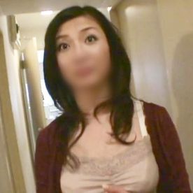 【中出し】団地妻をナンパして自宅でハメ撮りSEX◆３５歳・専業主婦の性欲は凄かった！欲求不満爆発！痙攣イキ連発！膣内射精！ FC2-PPV-4147714