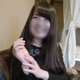 【素人／個撮】サラサラ黒髪ロング、22歳ゆるふわ系OL彼女。ラブホで２人の甘い時間をたっぷり味わうイチャラブSEX。 FC2-PPV-4617390