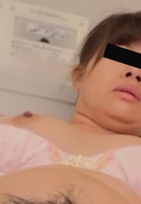 【巨乳人妻】リアル反応。不感症で悩む垢ぬけない女性が次第に敏感になる一部始終【本編顔出し】 FC2-PPV-4158621