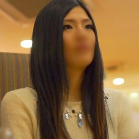 【個撮】サバサバ系美人の”ドM”な姿を初出しです！ 耳舐めで即感じ、剛毛おまんこ弄りで痙攣絶頂。 FC2-PPV-4325116