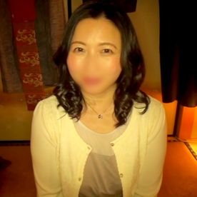 【個撮】近所に住む顔見知りの熟女と不倫セックス。 類を見ないほど性欲が強く、騎乗位で中出しせざるをえませんでした。 FC2-PPV-4185466