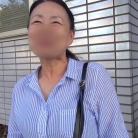 【個撮】72歳の老婆のアナルが好きでマゾな姿を撮影。 四つん這いでのケツ穴責めで、性欲剥き出しになりながらイクー！ FC2-PPV-4353321