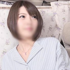 《中出し》肉食なショートヘアー美人妻（37）◆旦那より大きなチ○ポに咥えつき淫乱化◆激しいピストンにスレンダーBODY震わせイキ狂い！膣内射精！ FC2-PPV-4361233