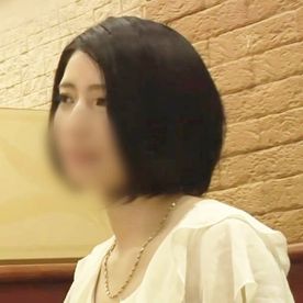 《人妻》ショートヘアーの清楚なスレンダー人妻（34）◆初の浮気SEXで他人棒に夢中になり理性崩壊イキ！大量精子放出！ FC2-PPV-4373481