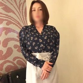 《熟女》クォーター系の美熟女（44）◆完熟むっちりボディを激しく震わせセツナ顔で何度も何度もイキまくり！淫語が止まらないエロすぎるハメ撮りSEX FC2-PPV-4380151