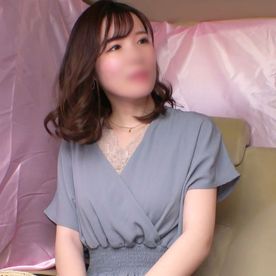 【素人】物腰が柔らかい清楚系人妻(35歳) フェラの時点で無毛マンコを濡らし、潮吹き直後の生ハメでイク～♥ FC2-PPV-4328188